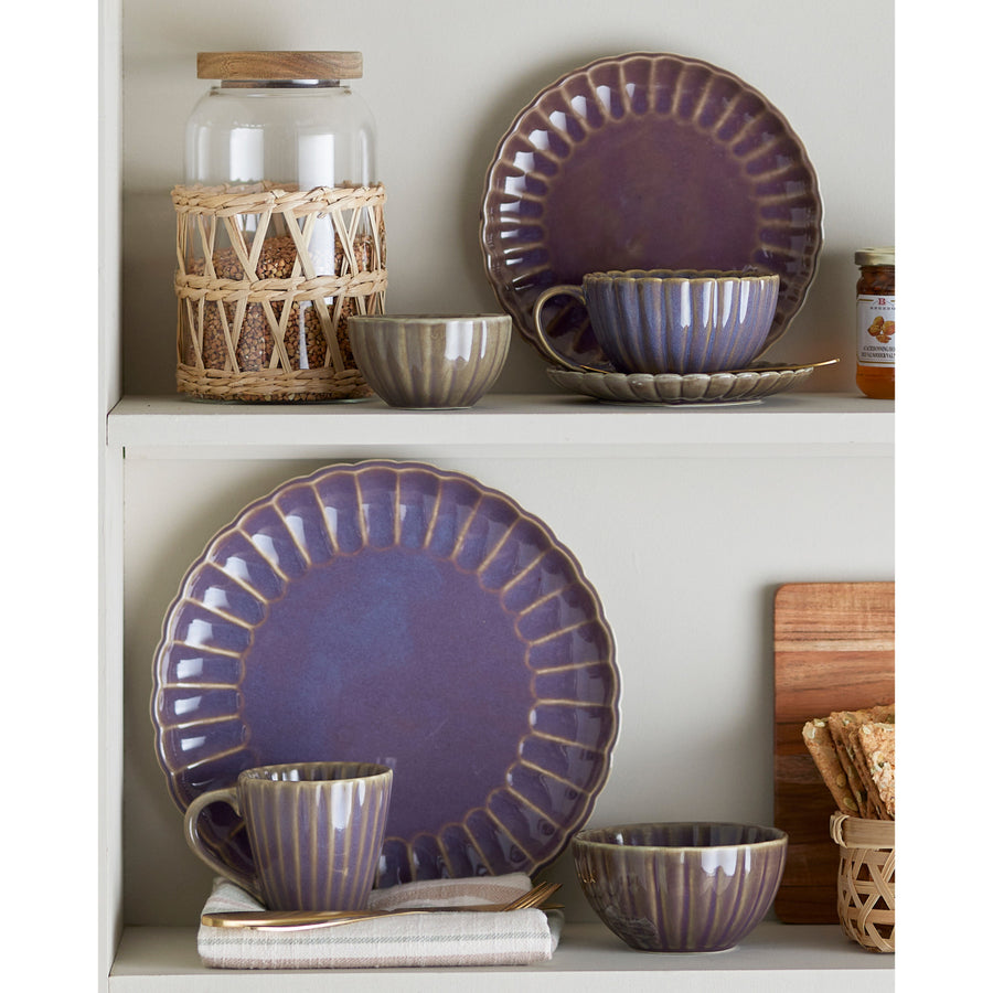 Fluted Dinner Plate Glaze Plum