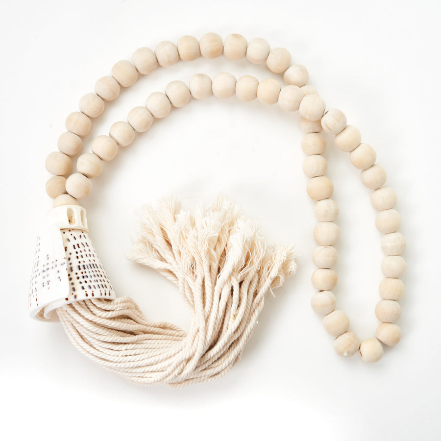 Natural Wood Tassel with Shell