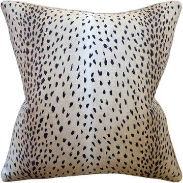 Doe Pillow - Black